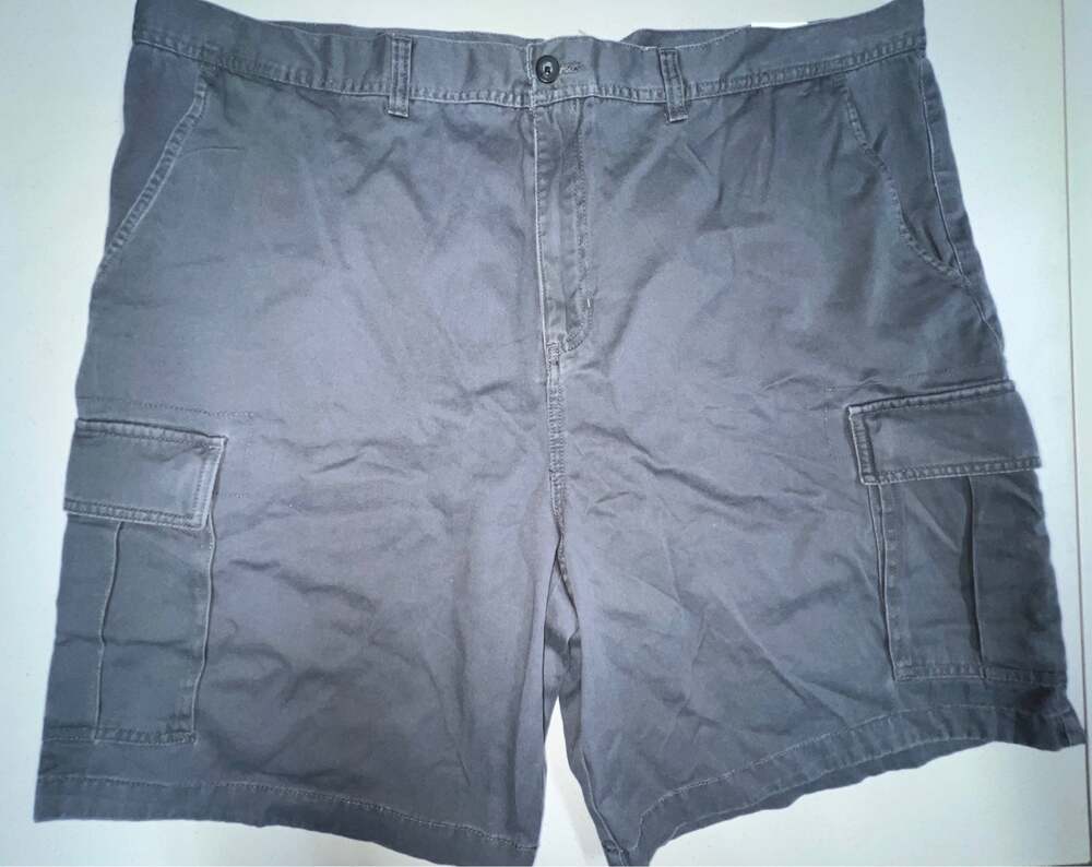 NWT Covington Cargo Shorts Gray Mens 44